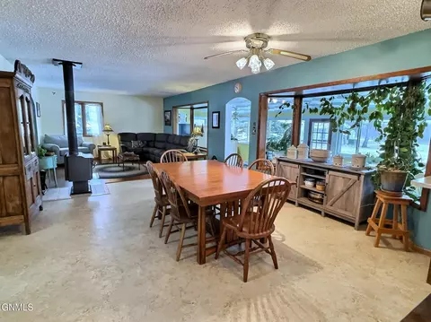 Dining - 2145 34th St, Mandan, ND 58554 photo 2 of 2
