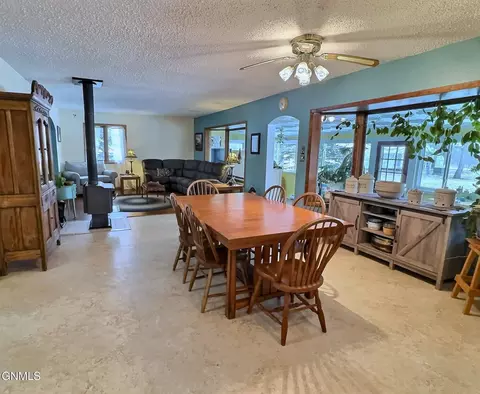 Dining - 2145 34th St, Mandan, ND 58554 photo 1 of 2