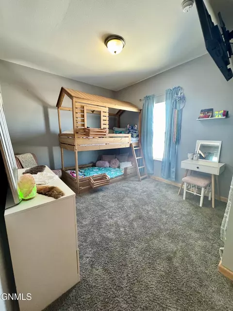 Bedroom - 14088 Southview Dr, Williston, ND 58801 photo 1 of 10