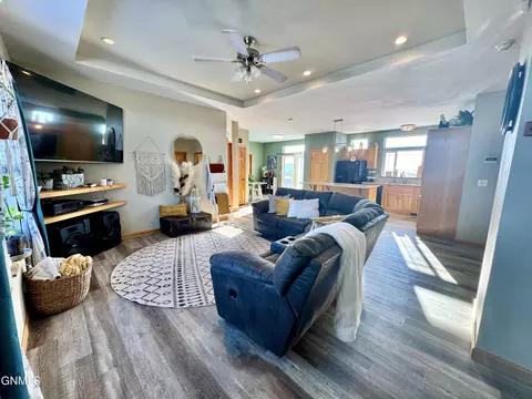 Living - 14088 Southview Dr, Williston, ND 58801 photo 1 of 5