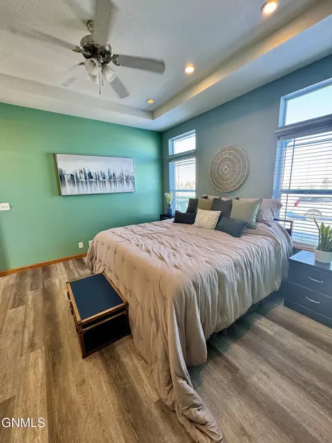 Bedroom - 14088 Southview Dr, Williston, ND 58801 photo 6 of 10