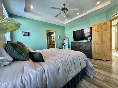 Bedroom - 14088 Southview Dr, Williston, ND 58801 photo 5 of 10