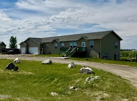 Exterior - 14088 Southview Dr, Williston, ND 58801 photo 6 of 7