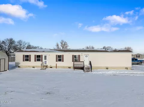 3617 20th Ave W, Williston, ND 58801