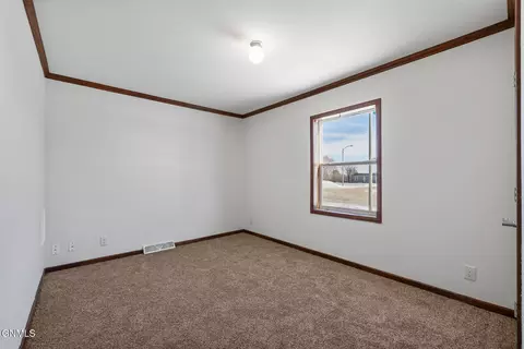 3617 20th Ave W, Williston, ND 58801 photo 25
