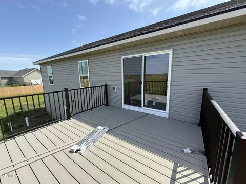 5463 Fresh Water Ln, Williston, ND 58801 photo 25
