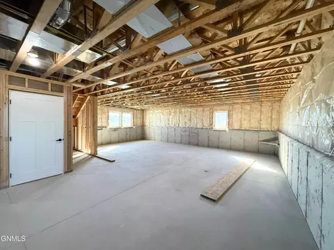 5463 Fresh Water Ln, Williston, ND 58801 photo 28