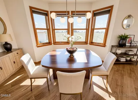 Dining - 14044 49th St NW, Williston, ND 58801 photo 1 of 2