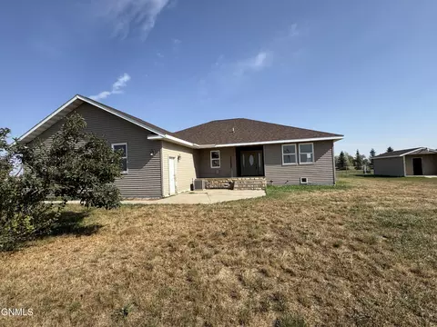 Exterior - 14044 49th St NW, Williston, ND 58801 photo 1 of 4