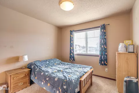 Bedroom - 1149 Santa Fe Ave, Bismarck, ND 58504 photo 4 of 7