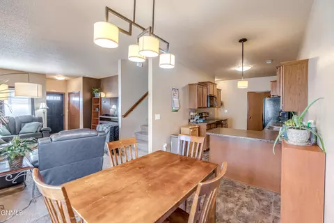 Dining - 1149 Santa Fe Ave, Bismarck, ND 58504 photo 3 of 3