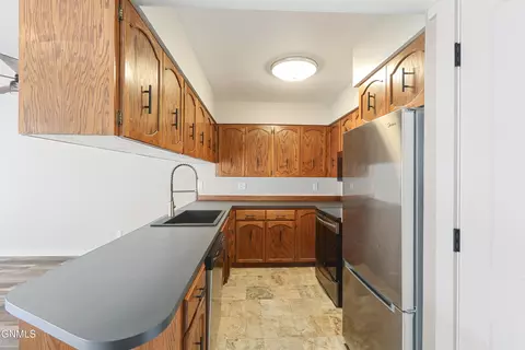 Kitchen - 2311 N Main Ct, Williston, ND 58801 photo 2 of 3