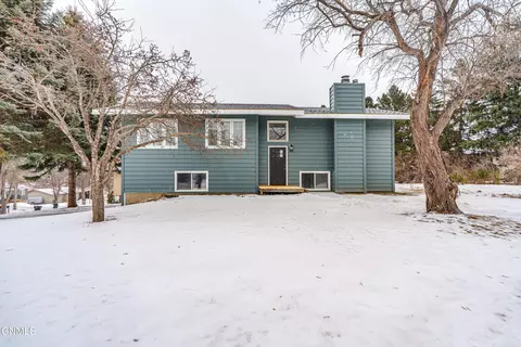 2511 Stevens St, Bismarck, ND 58503