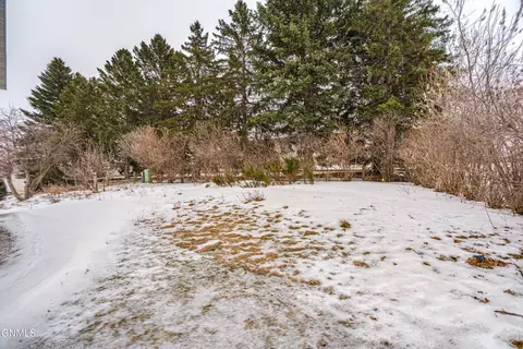 Exterior - 2511 Stevens St, Bismarck, ND 58503 photo 7 of 10