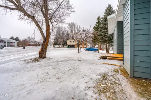 Exterior - 2511 Stevens St, Bismarck, ND 58503 photo 10 of 10