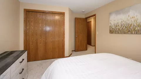 3100 Chisholm Trl, Bismarck, ND 58503 photo 39