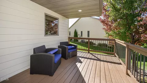 3100 Chisholm Trl, Bismarck, ND 58503 photo 2