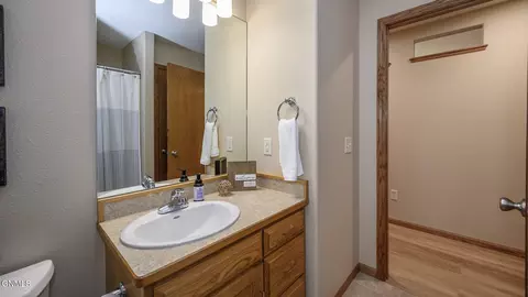 3100 Chisholm Trl, Bismarck, ND 58503 photo 27