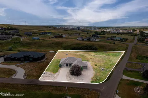 View/Area - 2004 16th St E, Williston, ND 58801 photo 3 of 4