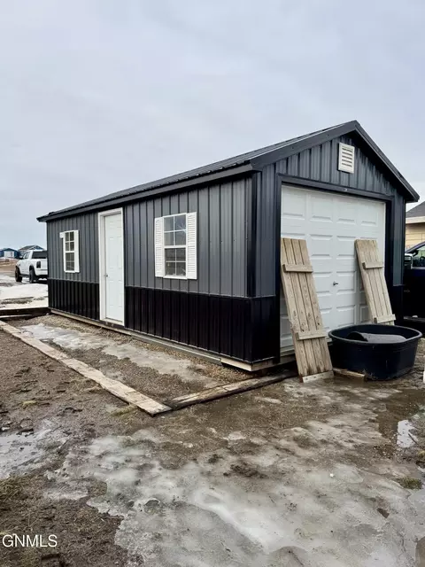 5605 Lukenbill Ave, Williston, ND 58801 photo 6