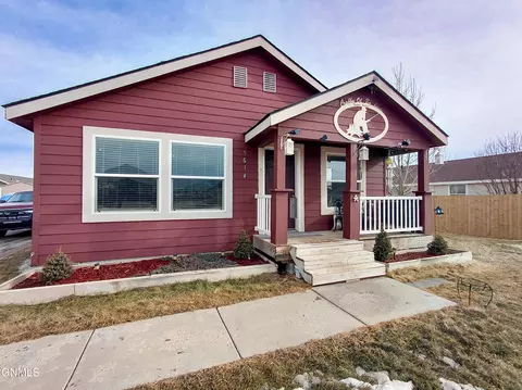 5614 Border Ave, Williston, ND 58801 photo 1