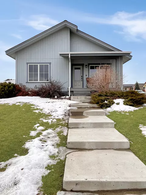 Exterior - 2319 27th Ave W, Williston, ND 58801 photo 1 of 3