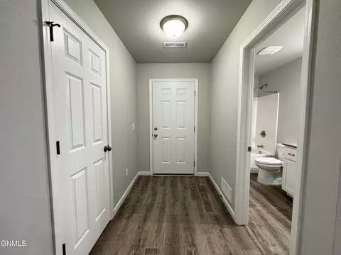 127 Kenner Loop, Bismarck, ND 58504 photo 7