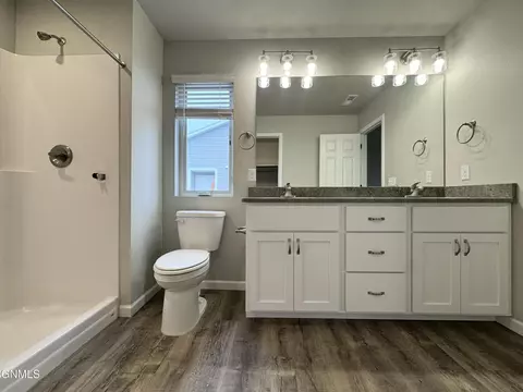 127 Kenner Loop, Bismarck, ND 58504 photo 28