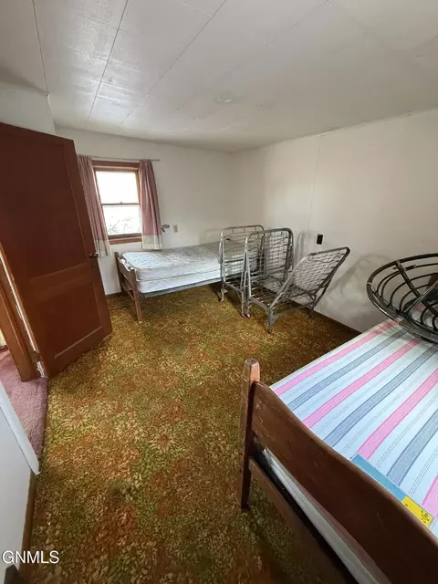 Bedroom - 510 2nd Ave E, Gackle, ND 58442 photo 1 of 2