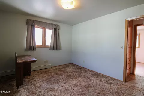 Bedroom - 2105 3rd St N, Bismarck, ND 58501 photo 5 of 14