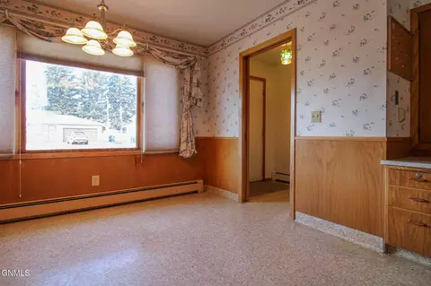 Dining - 2105 3rd St N, Bismarck, ND 58501 photo 2 of 2