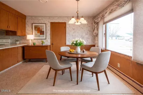 Dining - 2105 3rd St N, Bismarck, ND 58501 photo 1 of 2