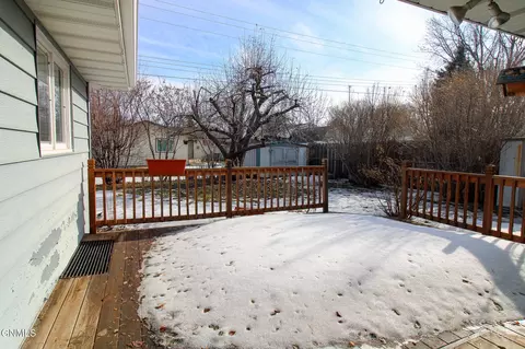 Exterior - 2105 3rd St N, Bismarck, ND 58501 photo 4 of 7
