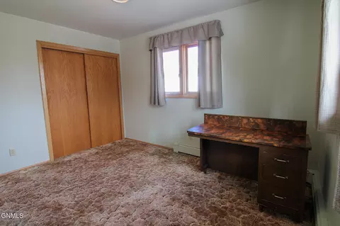 Bedroom - 2105 3rd St N, Bismarck, ND 58501 photo 4 of 14