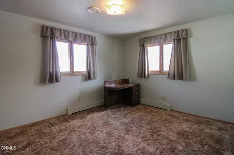Bedroom - 2105 3rd St N, Bismarck, ND 58501 photo 3 of 14