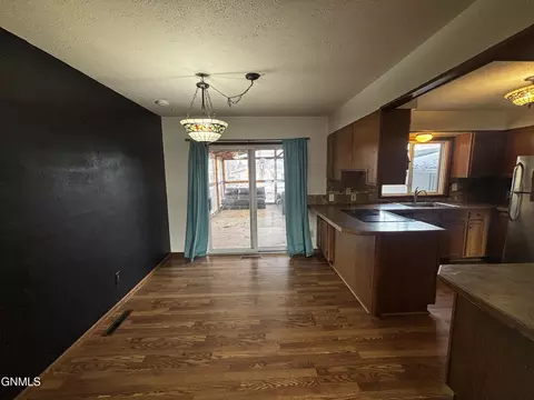 Dining - 1012 18th St W, Williston, ND 58801 photo 1 of 1