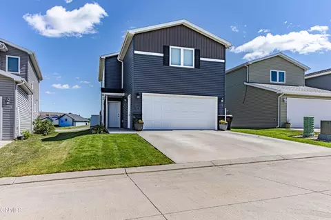 6943 Majestic Loop, Lincoln, ND 58504