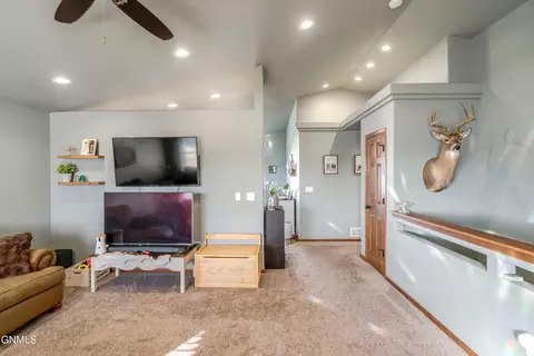 Entry Way - 6830 Dolan Dr, Lincoln, ND 58504 photo 2 of 7