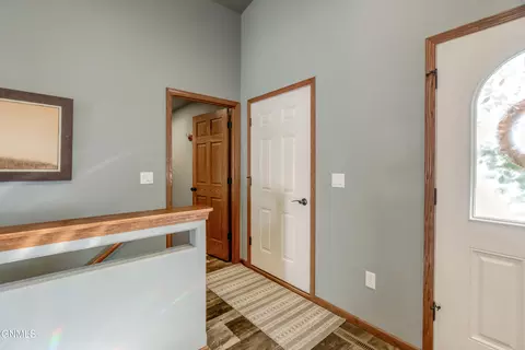 Entry Way - 6830 Dolan Dr, Lincoln, ND 58504 photo 4 of 7