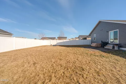 Exterior - 6830 Dolan Dr, Lincoln, ND 58504 photo 10 of 15