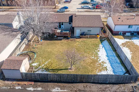 2325 17th Ave W, Williston, ND 58801 photo 26