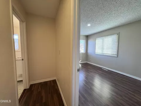 Entry Way - 1502 Cimarron Dr, Bismarck, ND 58503 photo 7 of 7