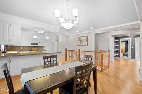 Dining - 2509 Boulevard Ave, Bismarck, ND 58501 photo 1 of 2