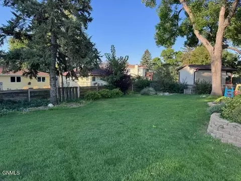 Exterior - 2509 Boulevard Ave, Bismarck, ND 58501 photo 11 of 11