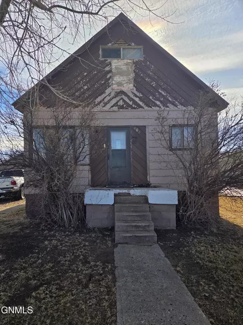 408 S Avenue Ave E, Glen Ullin, ND 58631