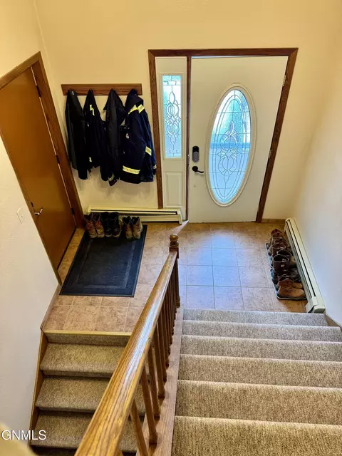 1805 14th Ave W, Williston, ND 58801 photo 36