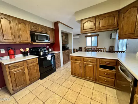 1805 14th Ave W, Williston, ND 58801 photo 18
