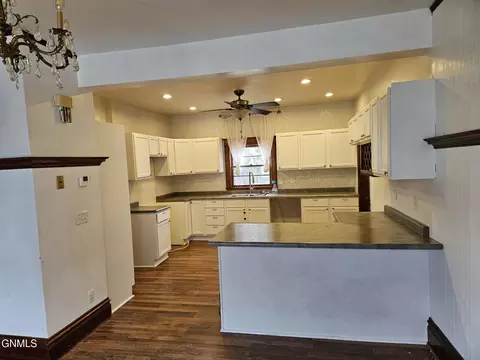 Kitchen - 230 4th Ave W, Dickinson, ND 58601 photo 1 of 5
