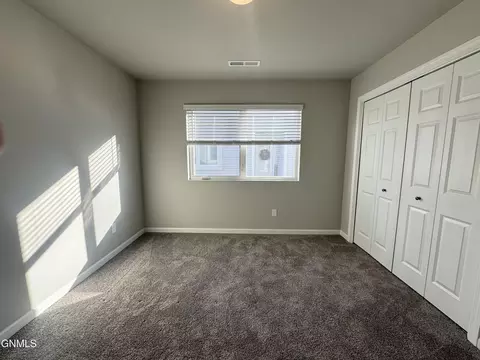 203 Kenner Loop, Bismarck, ND 58504 photo 36