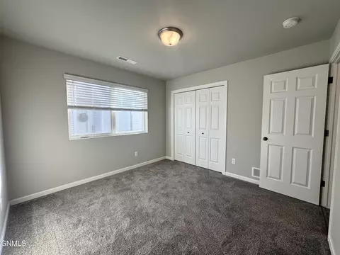 203 Kenner Loop, Bismarck, ND 58504 photo 37